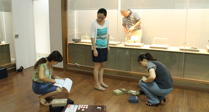  The Exhibition Tour of Collections selected by the Museum in Jiangsu, 2013: Treasures of Han Dynasty